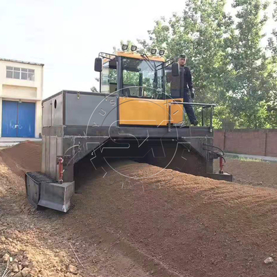 Transformar el estiércol animal en fertilizante biológico con el transformador de compost de ancho de trabajo de 2400 mm