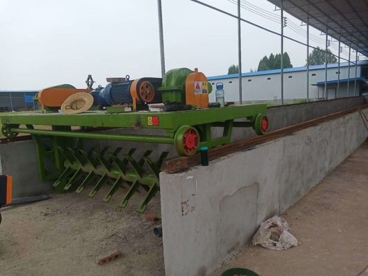 18.5kw motor principal de potencia tipo ranura compost turner para la fermentación de estiércol animal