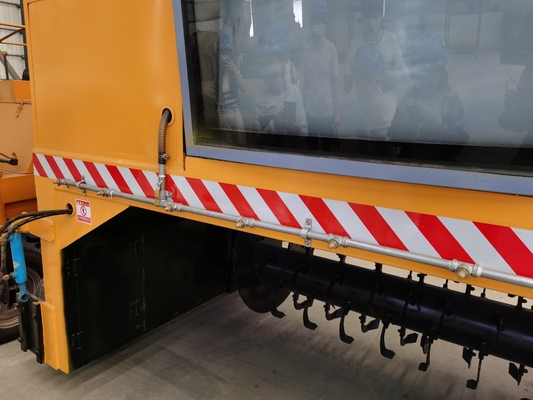 2000 mm de ancho de compostaje mezclador máquina giratoria con control automático y 1100 KG de capacidad